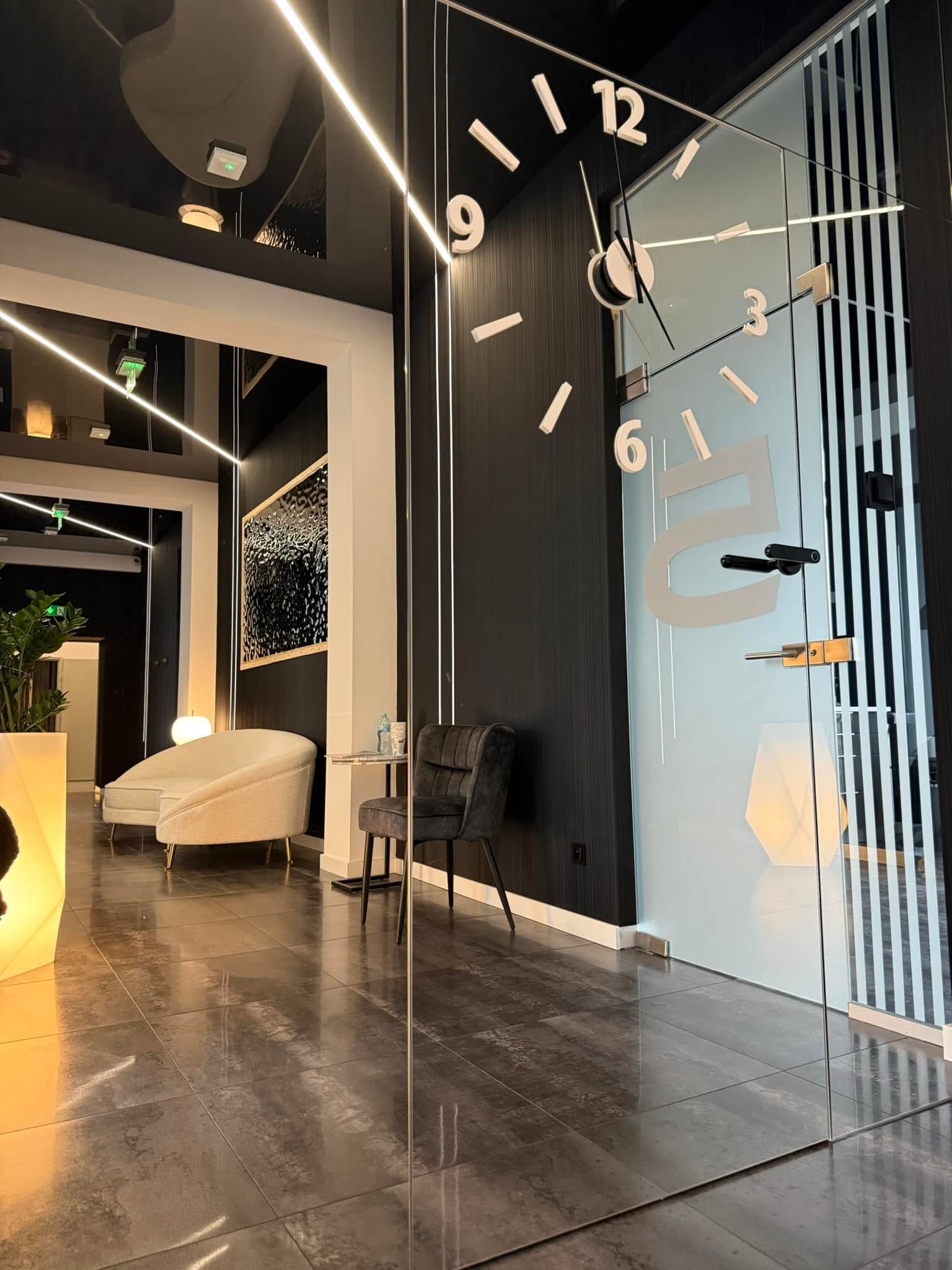 Strefa oczekiwania kliniki Prima i Denti